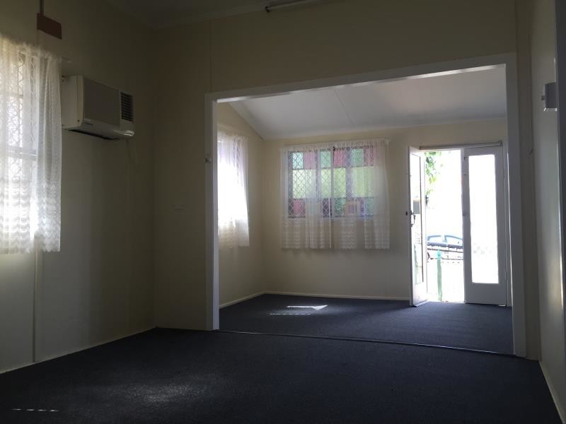 93 Clifton Street, Berserker QLD 4701